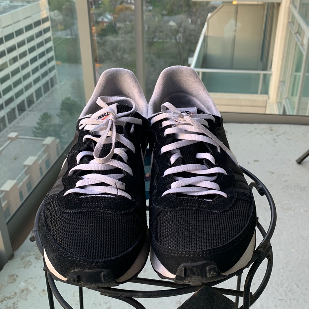 Nike Challenger OG (10.5)